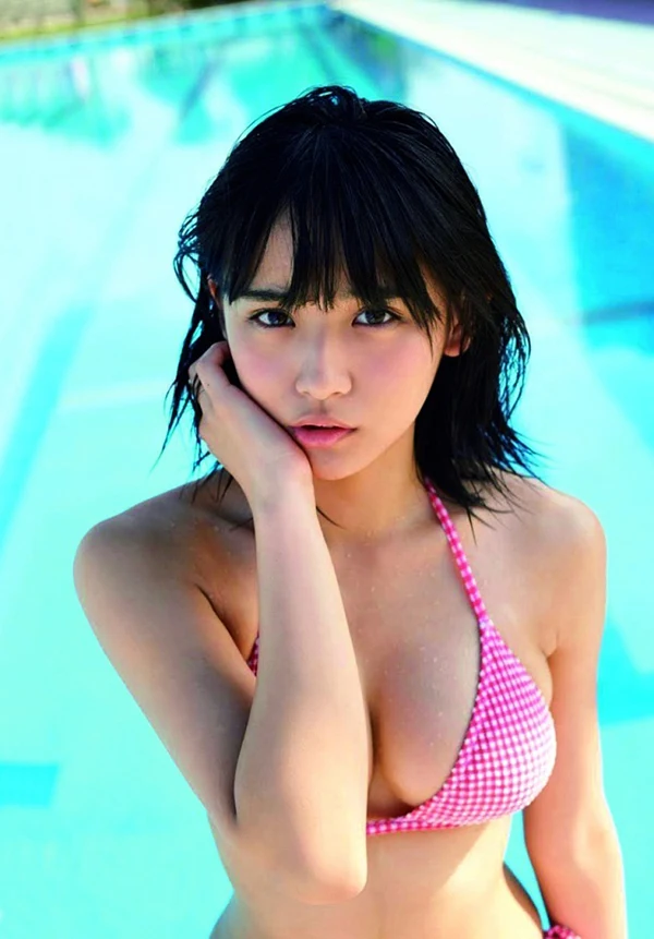 Hot girl Japan cuốn hút cùng trang phục biển cực chất Hot girl Japan cuốn hút cùng trang phục biển cực chất