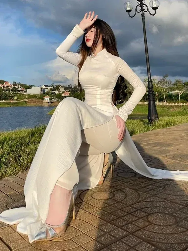Chụp hình gái Việt áo dài gợi cảm đẹp mê ly
