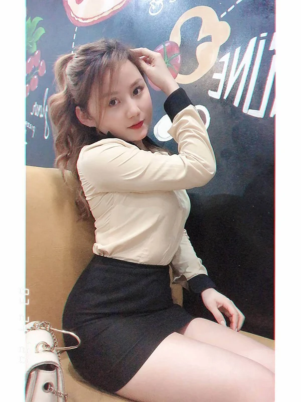 Ngắm ảnh gái tgdd 2k3 dáng đứng hút mắt