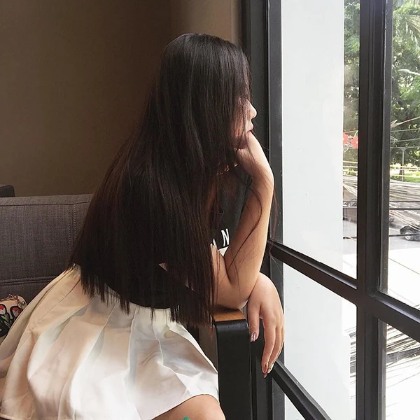 Loạt ảnh nữ sinh che mặt đầy thu hút ánh nhìn