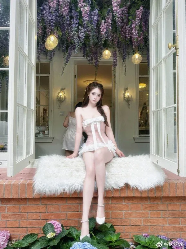 Ảnh mạng gái xinh chọn trang phục pastel cực chất