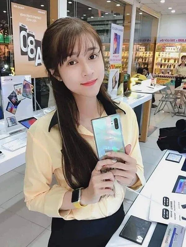Tải hình gái xinh tgdd thần thái thân thiện