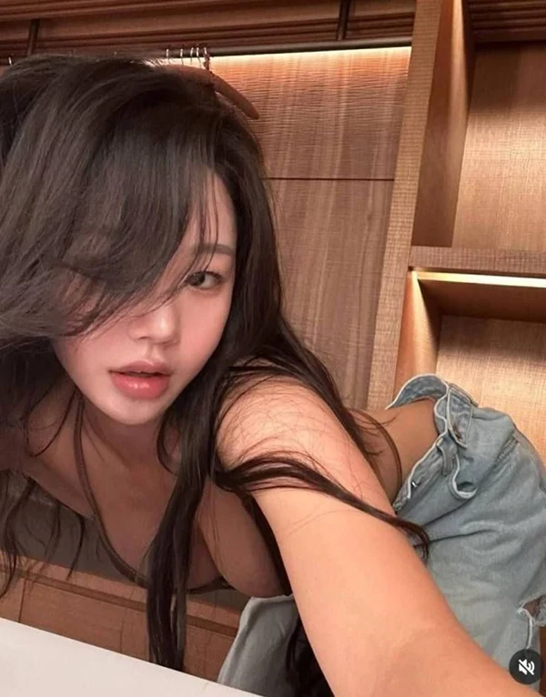 Xem ảnh gái sexy toát lên vẻ hấp dẫn