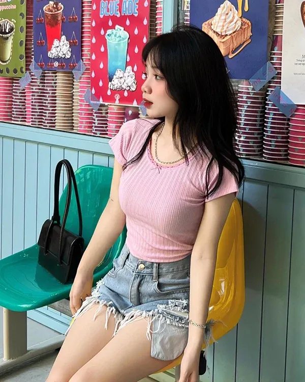 Bộ ảnh hot girl mặc short jean khỏe khoắn, gợi cảm