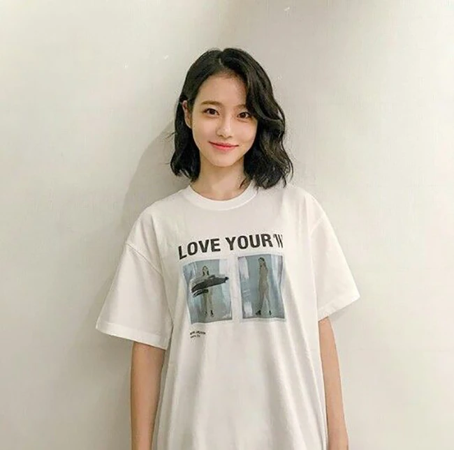 Loạt hình gái 2k4 tóc ngắn cá tính