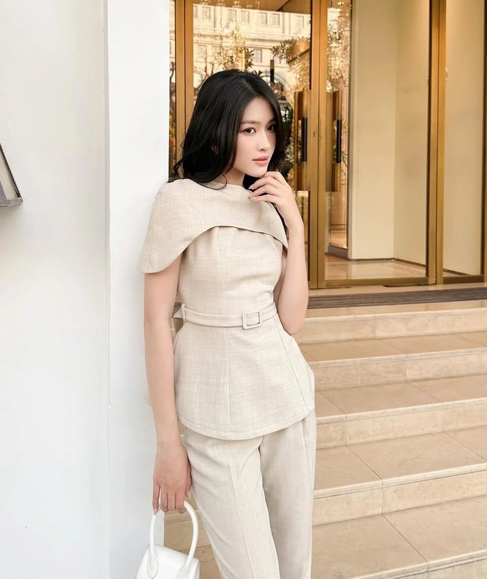 gái xinh văn phòng