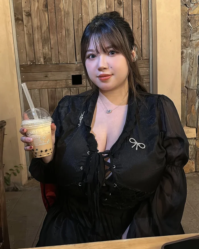 hình võ thị thu trang onlyfans đẹp tự nhiên và thu hút
