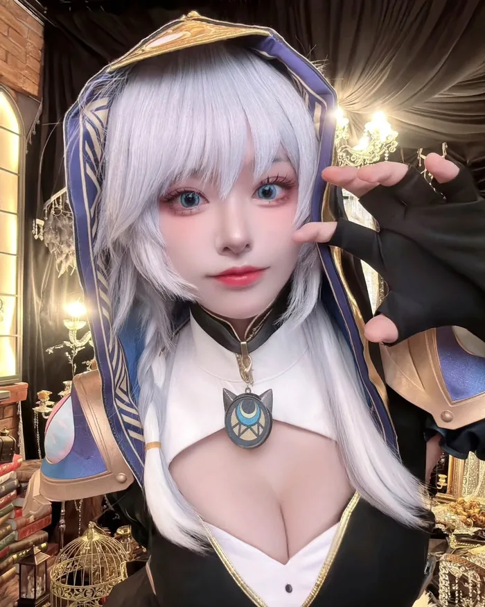 gái xinh cosplay bikini