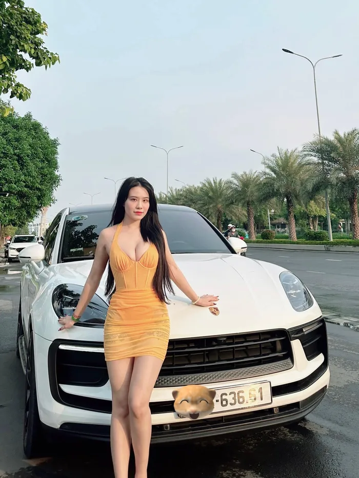 Ảnh linh miu bikini quyến rũ đầy cuốn hút