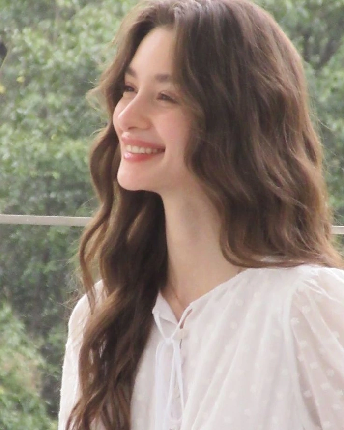 gai xinh chau au