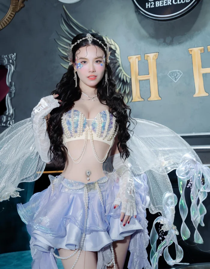 Tải ảnh linh miu bikini đẹp nhất cho bộ sưu tập