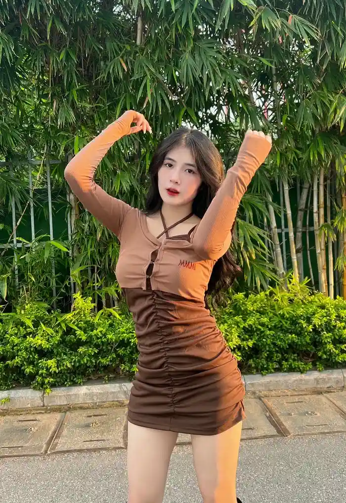xem ảnh Quỳnh Alee bikini sexy đầy cuốn hút