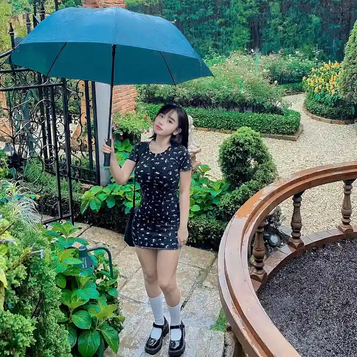 chụp ảnh Trần Minh Thiên Di bikini hoàn hảo