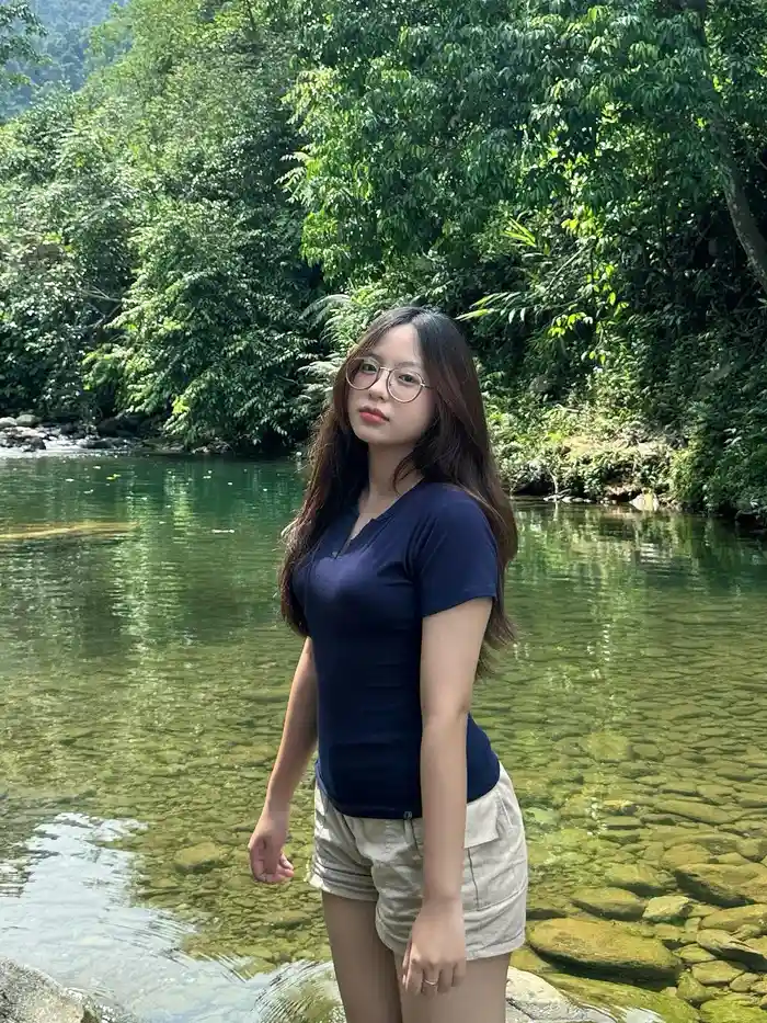 Hình gái xinh 2k12 nhìn rất tự nhiên
