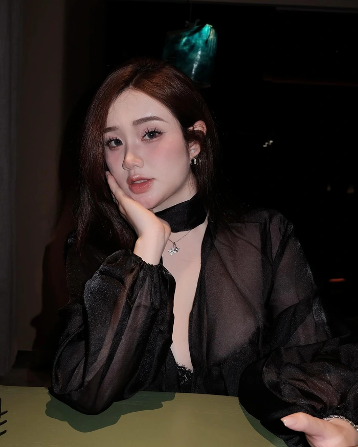 hình ảnh con gái cool ngầu