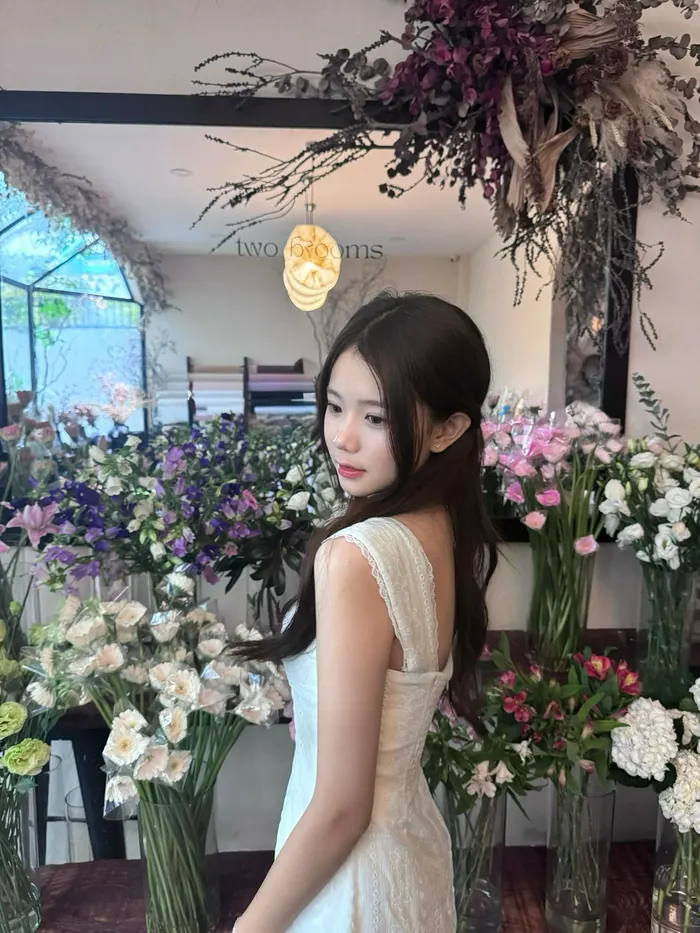 Hình ảnh gái xinh 2k12 khiến người xem yêu thích