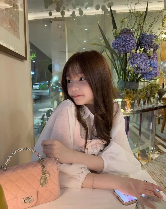 Hình ảnh gái xinh 2k12 nổi bật với nét hồn nhiên