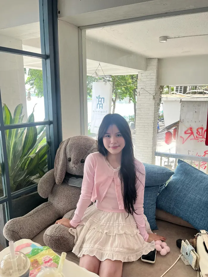 Ảnh gái xinh 2k12 trong khung cảnh đời thường