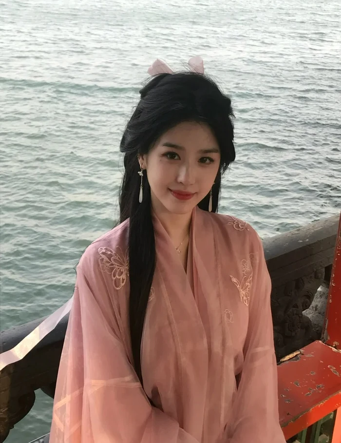 Ngắm ảnh gái cổ trang thể hiện nét đẹp truyền thống