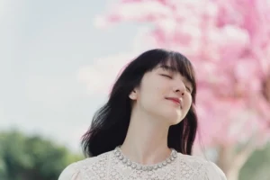 Ngắm ảnh nude Hải Tú quyến rũ độc đáo