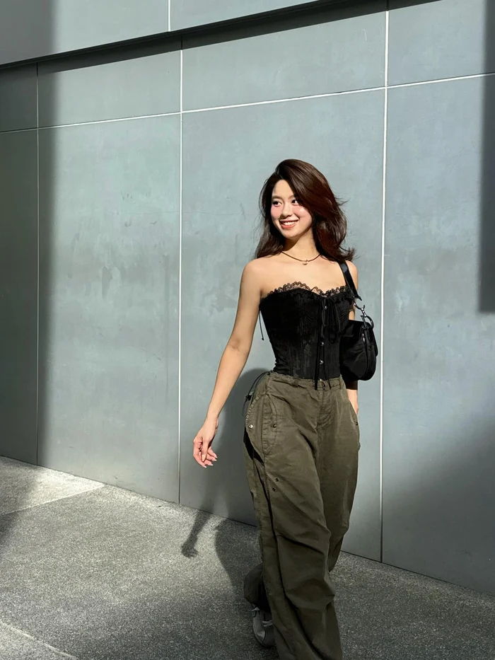 Bộ ảnh hàn hằng nude nhẹ nhàng mà nóng bỏng