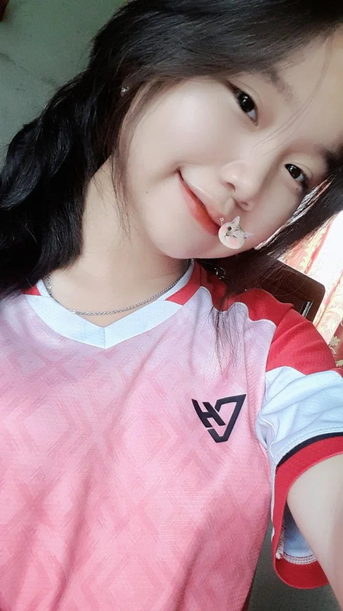 gái xinh 2k10