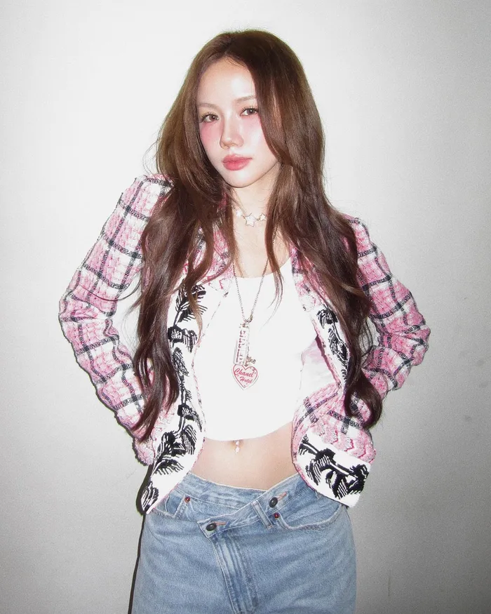Xem ảnh phương ly sexy đẹp mê mẩn và đầy nội lực