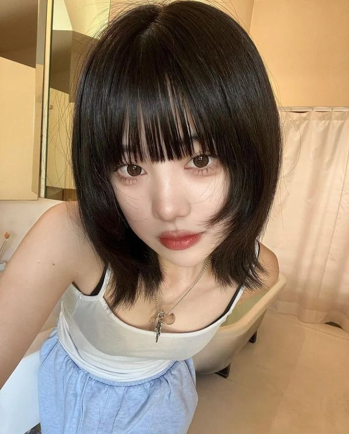 Gái xinh tóc ngang vai 2k3 vẻ đẹp ngọt ngào