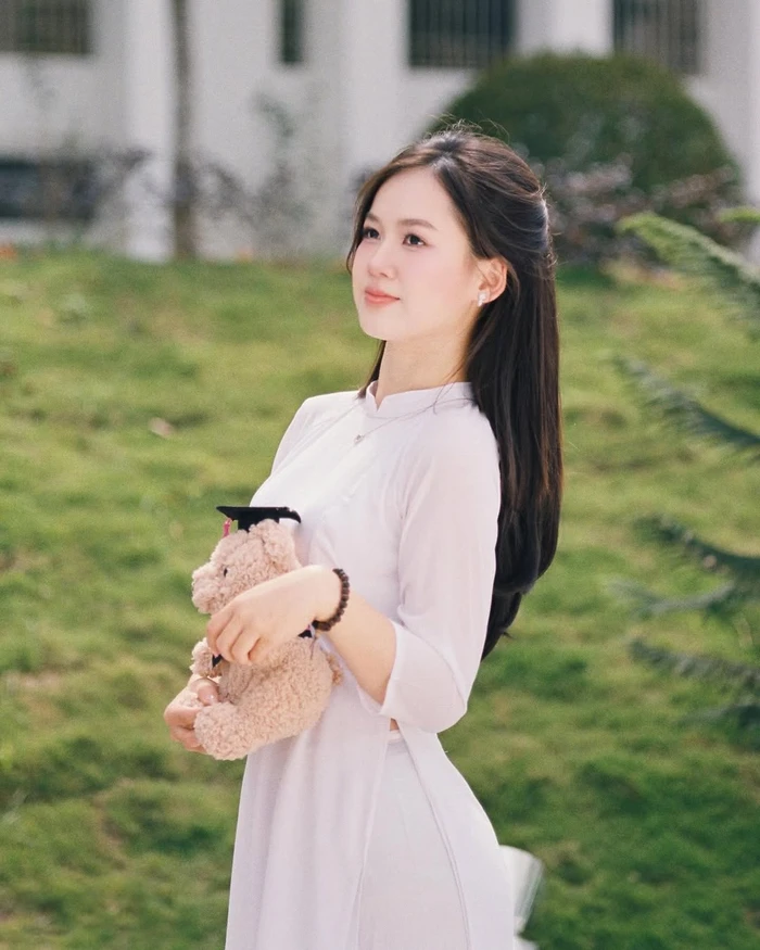 Loạt hình nữ sinh với ánh mắt biết nói làm nổi bật cá tính