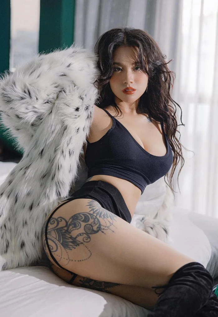 Album hình ảnh linh miu bikini đầy gợi cảm