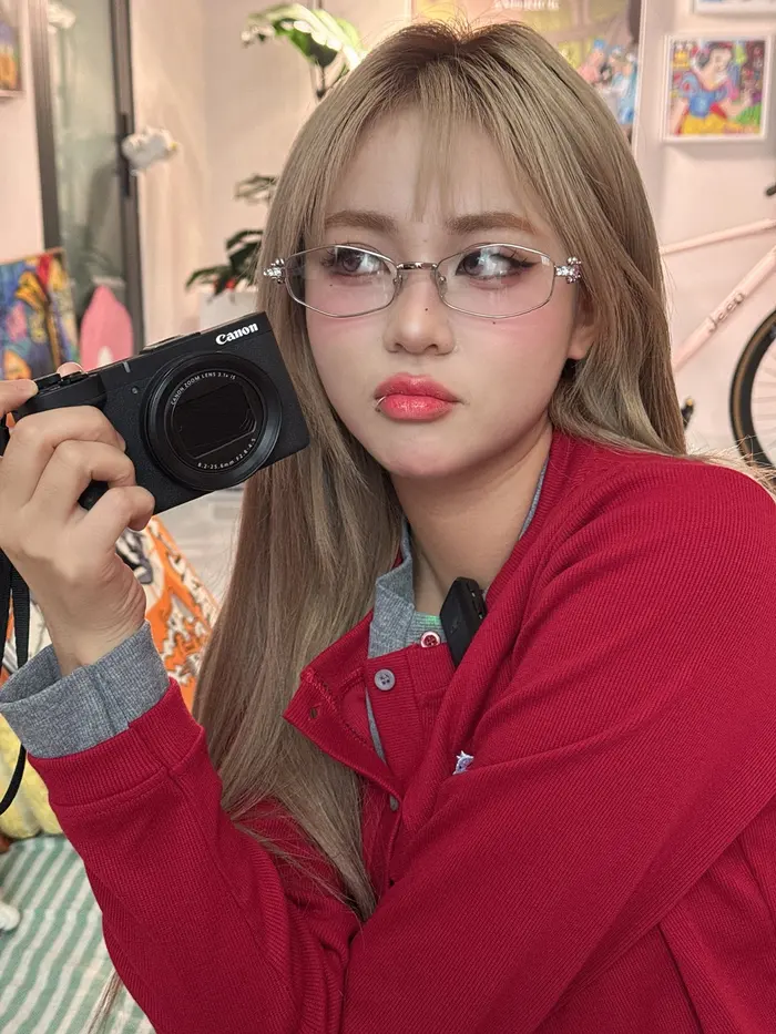 Bộ ảnh misthy sexy quyến rũ tự tin