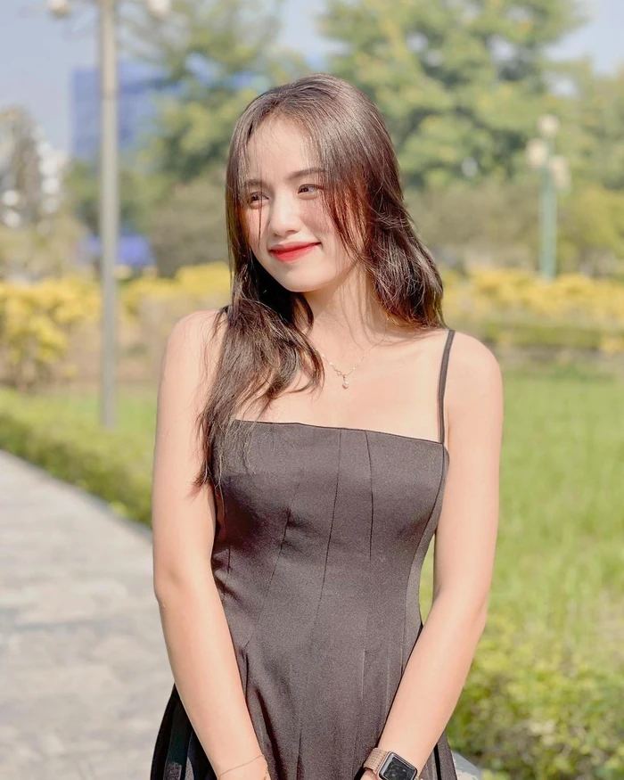 Ngắm hình Thị Nhung mặc bikini sexy