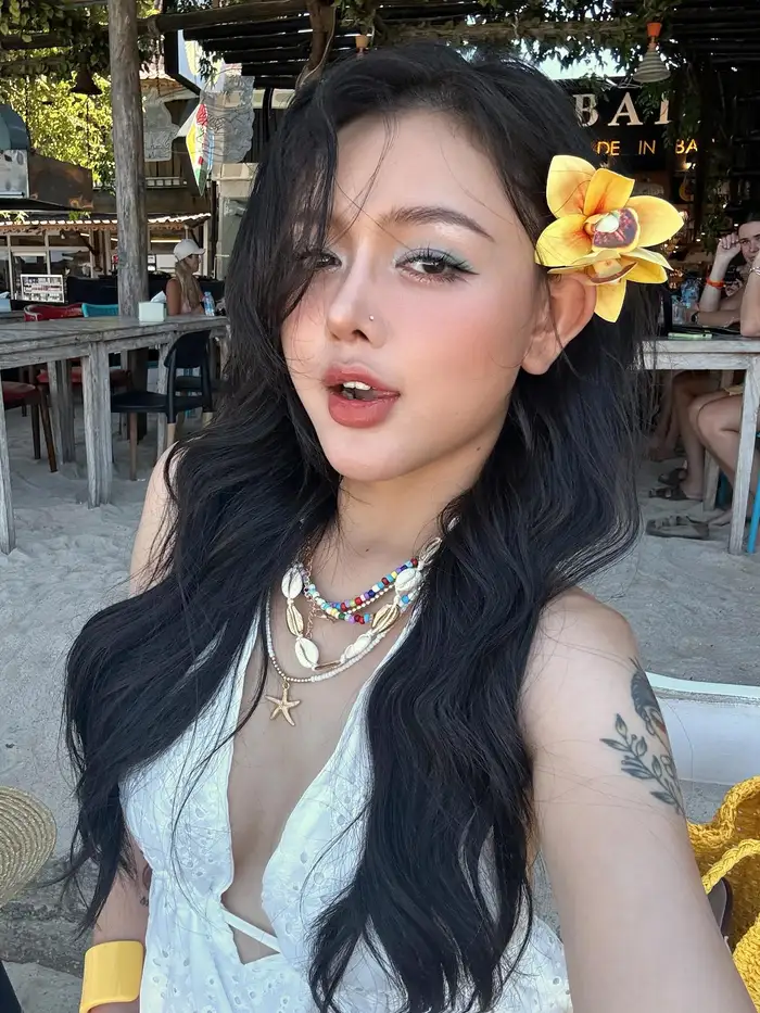 Hình avatar gái xinh 2k2 chuẩn nhan sắc hot trend