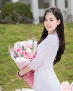 Hình nền nữ sinh nhẹ nhàng thích hợp dùng cho điện thoại