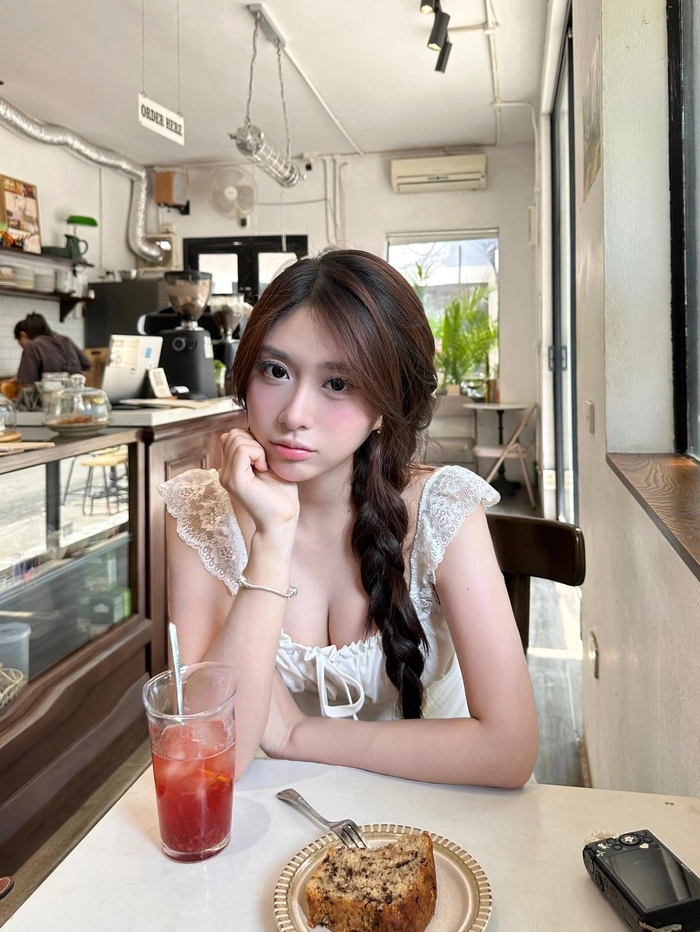 Bộ sưu tập hình ảnh nữ sinh ngực khủng đầy sức hút