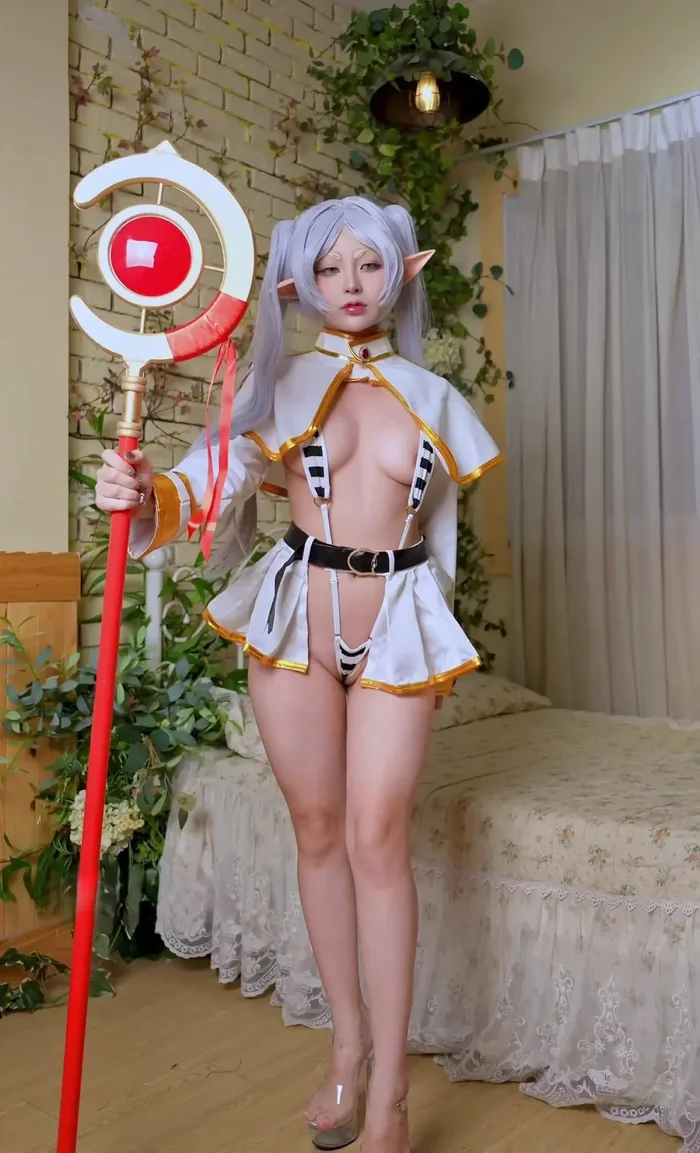 Bộ ảnh yuumeilyn cosplay thể hiện sự quyến rũ tự nhiên