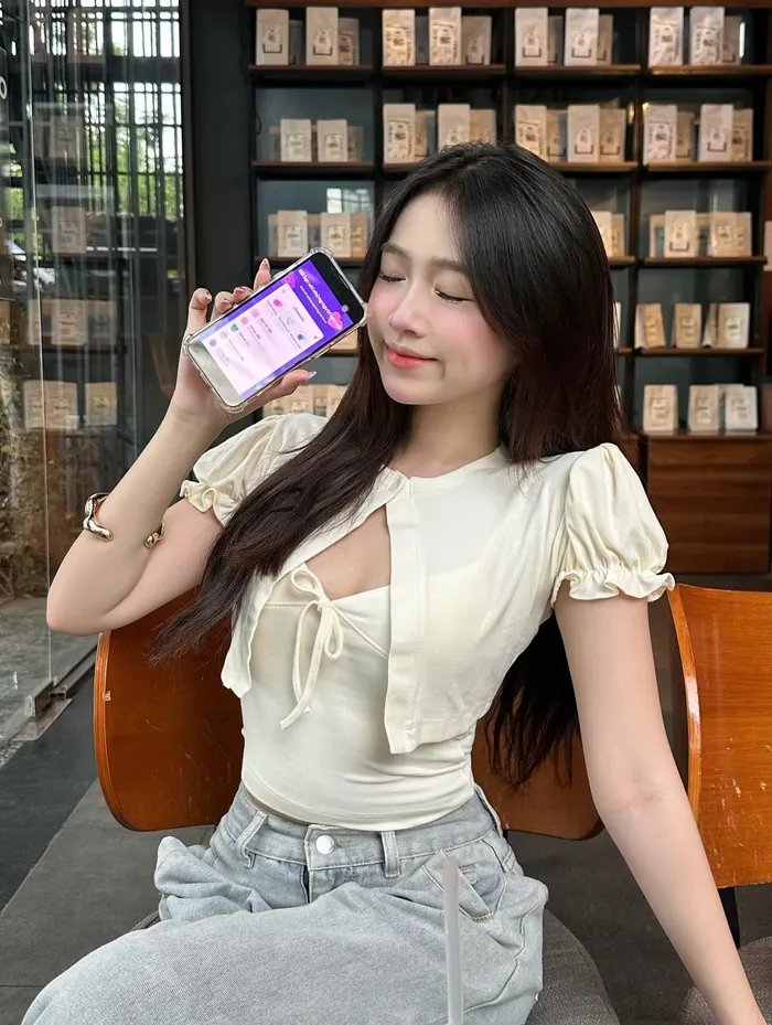 Loạt ảnh cô gái 2k3 xinh đẹp, tươi tắn và dễ mến