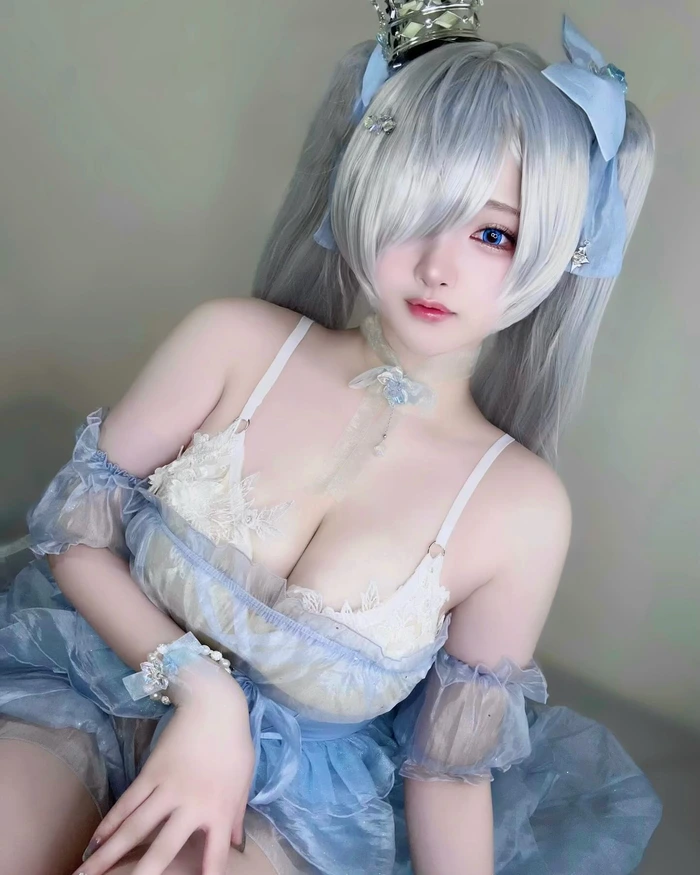 Loạt hình ảnh gái xinh cosplay nhân vật anime thu hút và đầy phong cách