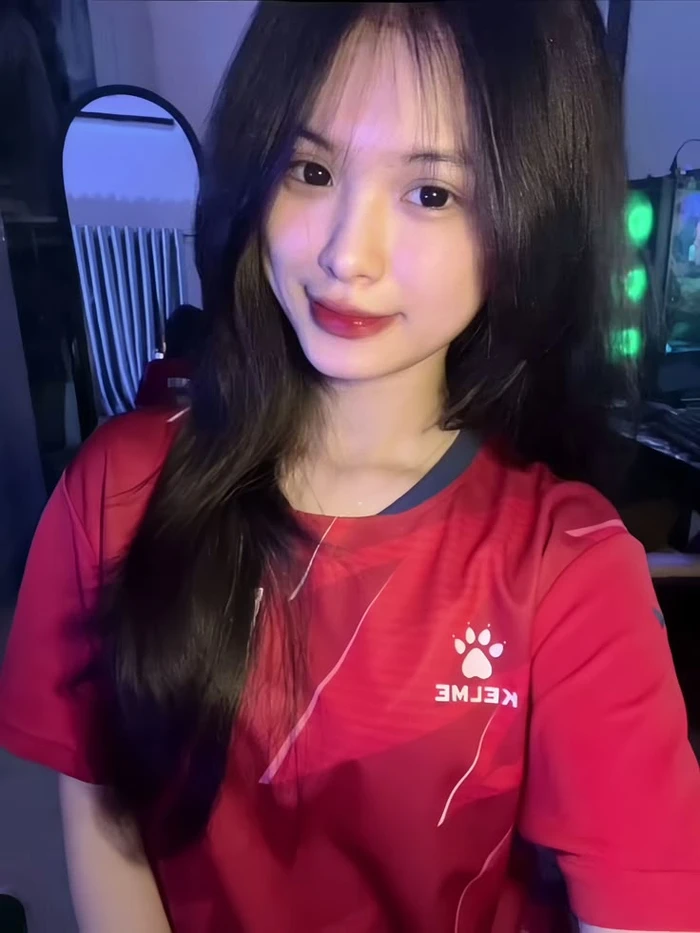 Bộ sưu tập hình các bạn gái mới lớn đầy mơ mộng và ngây thơ.