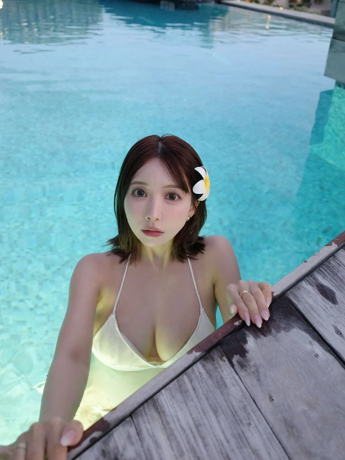 loạt hình ảnh Yua Mikami sexy tuyệt đẹp và gợi cảm