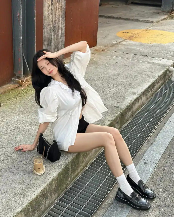 Ngắm hình ảnh gái 9x xinh đẹp, duyên dáng