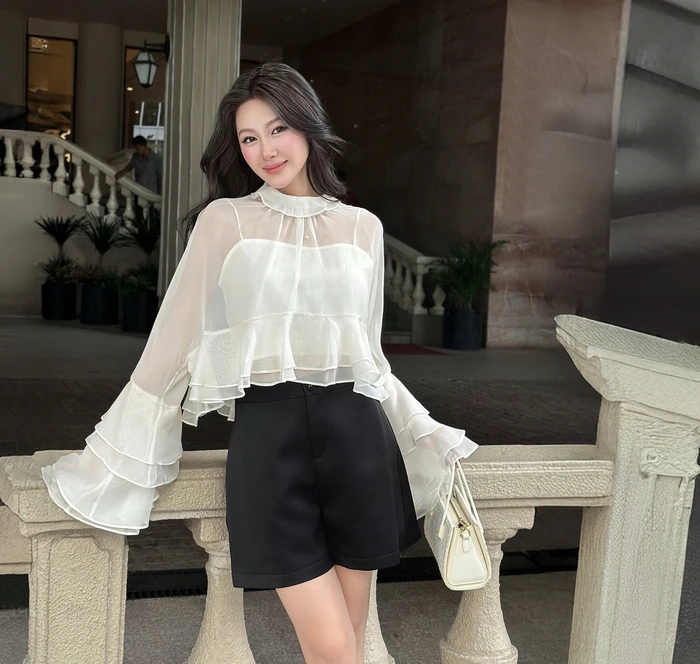 Tải hình gái văn phòng gợi cảm nhưng tinh tế