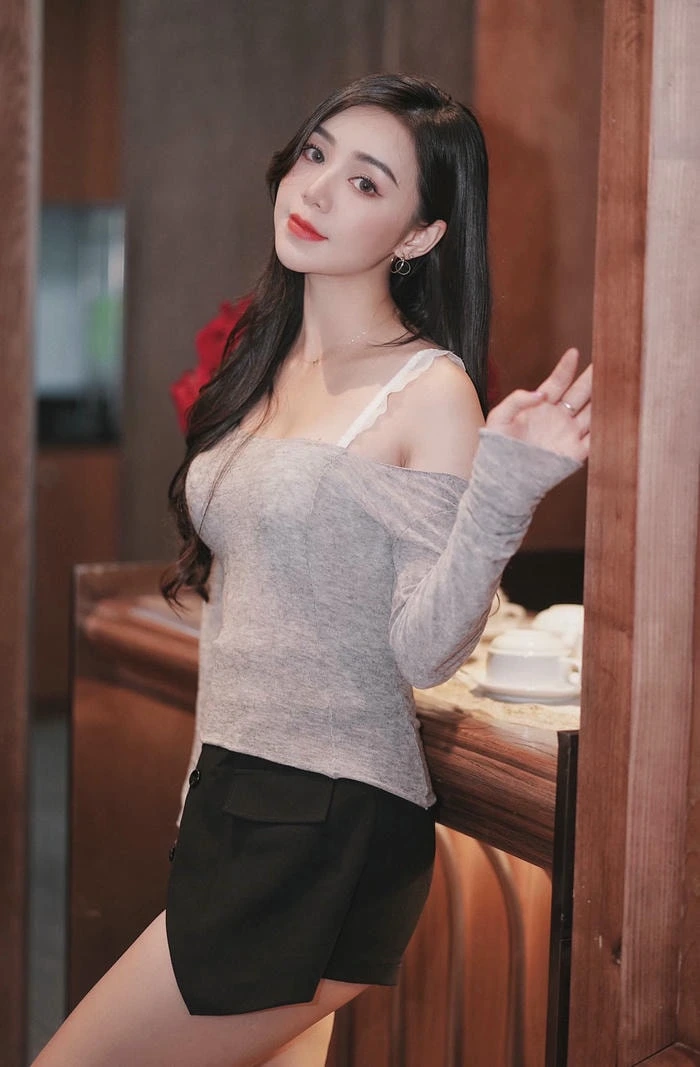 ảnh quỳnh kool sexy làm nổi bật thần thái riêng