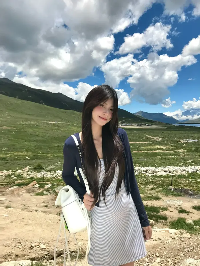 Album ảnh gái xinh Douyin được tìm kiếm nhiều