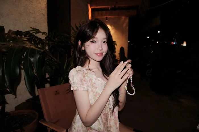 Loạt ảnh cô gái 2k4 xinh đẹp, tươi tắn và dễ mến