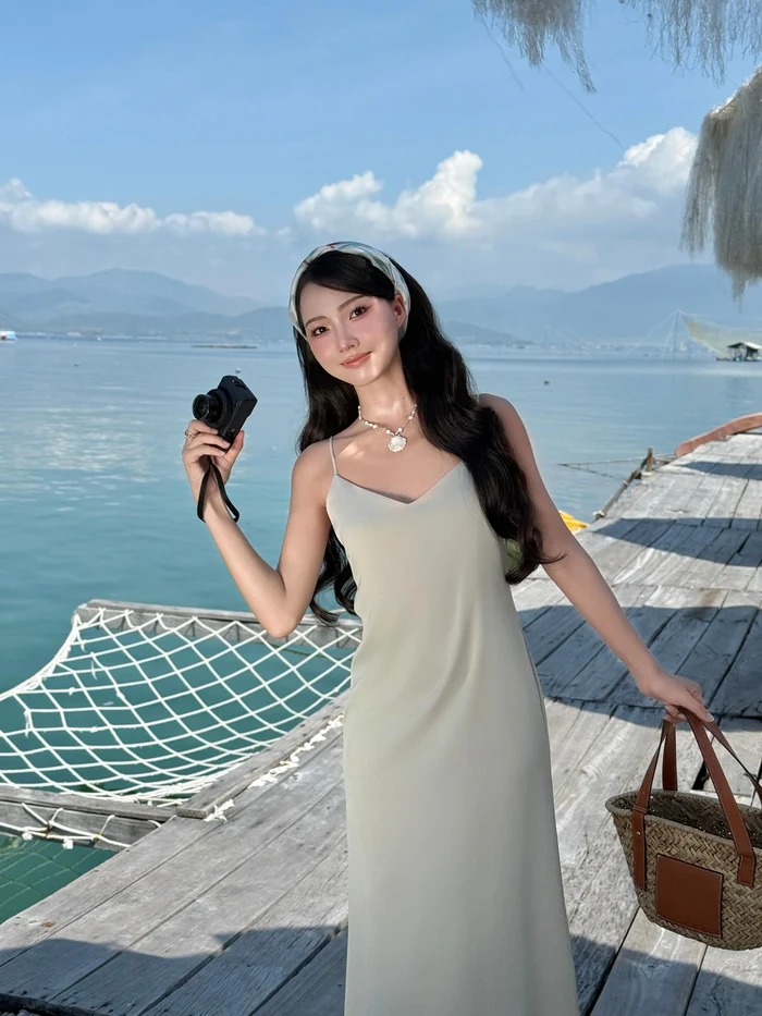 Hình avatar cô gái 2k3 xinh đẹp, phong cách thời thượng
