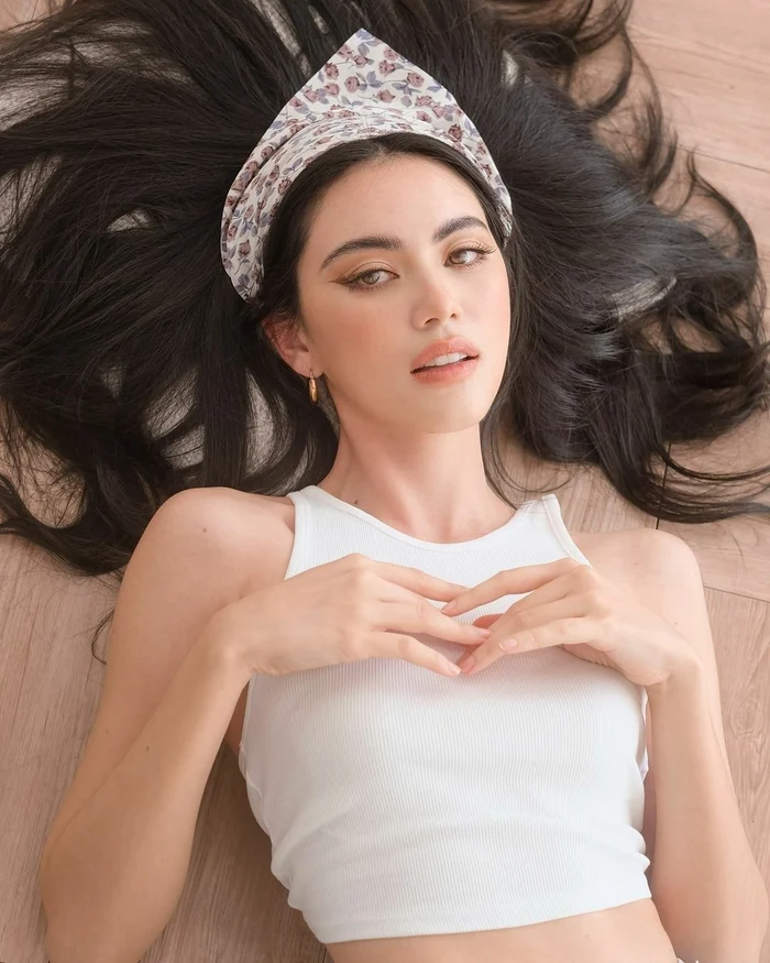 Ảnh gái xinh Thái Lan với thần thái cuốn hút khó cưỡng