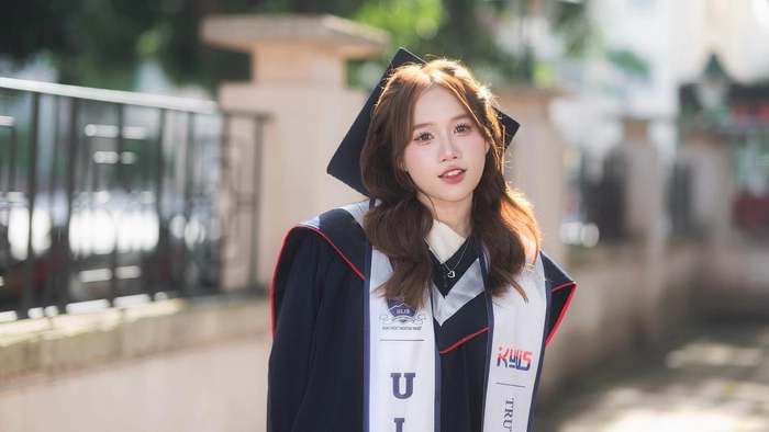 Xem ảnh gái xinh cấp 3 với nụ cười tỏa nắng