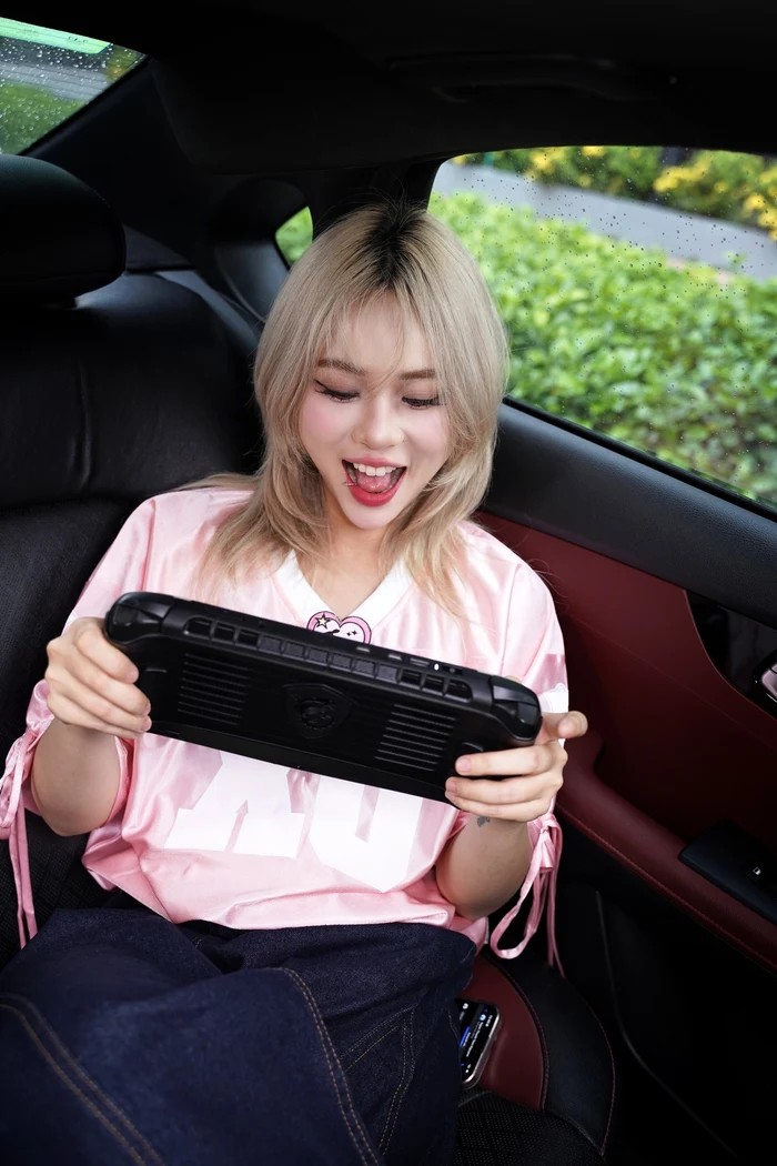 Hình misthy sexy đẹp quyến rũ
