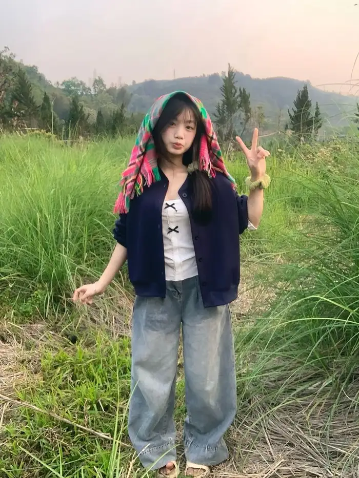 Album ảnh nữ sinh 12 tuổi dễ thương và cuốn hút.